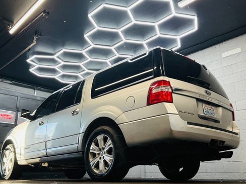 Used 2015 Ford Expedition EL Platinum image 11