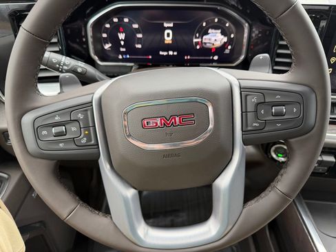 New 2026 GMC Sierra 1500 SLT w/ SLT Premium Package image 15