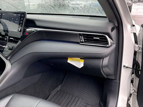 Used 2023 Toyota Camry XSE w/ Cold Weather Package image 16