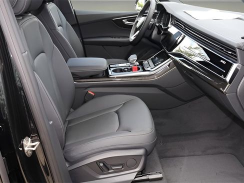New 2025 Audi Q7 3.0T Premium image 21