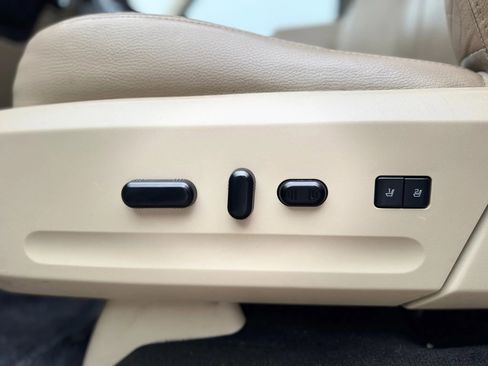 Used 2017 Ford Expedition EL Limited image 38