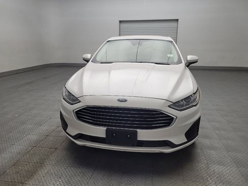 Used 2020 Ford Fusion SE FWD image 15