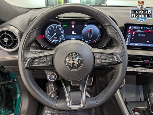Used 2025 Alfa Romeo Tonale AWD/4WD image 20