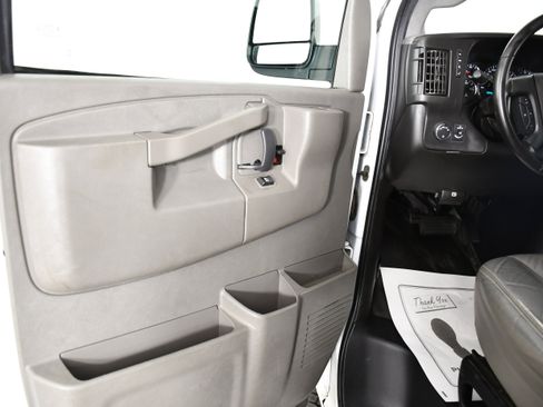 Used 2020 Chevrolet Express 2500 w/ Driver Convenience Package RWD image 36
