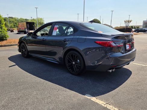 New 2026 Toyota Camry SE FWD image 8