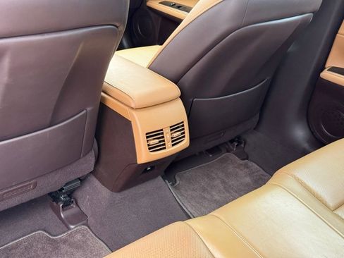 Used 2017 Lexus ES 350 w/ Luxury Package image 27