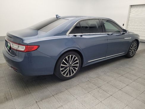 Used 2019 Lincoln Continental Select image 9