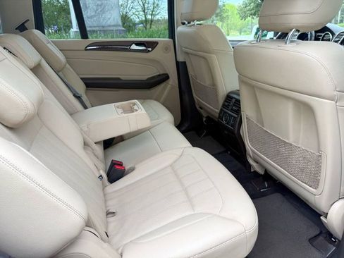 Used 2019 Mercedes-Benz GLS 450 4MATIC w/ Premium 1 Package image 40