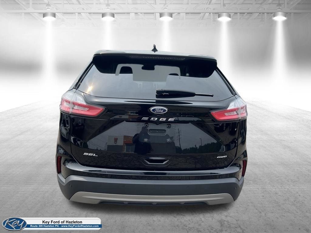 Used 2024 Ford Edge SEL AWD/4WD image 9