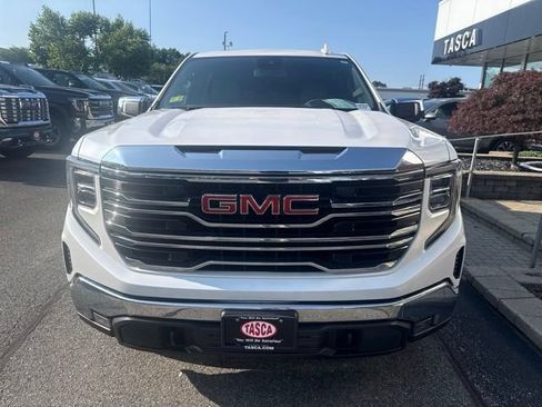 Used 2023 GMC Sierra 1500 SLT w/ SLT Premium Package AWD/4WD image 2