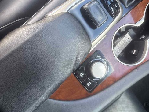 Used 2018 Lexus RX 450hL Premium image 20