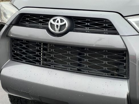 Used 2019 Toyota 4Runner SR5 image 33