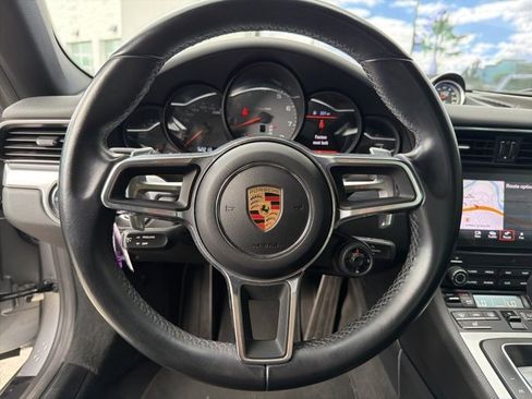 Used 2019 Porsche 911 Carrera 4S image 15