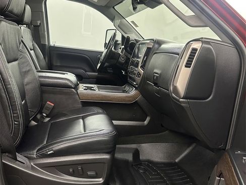 Used 2018 GMC Sierra 2500 Denali w/ Duramax Plus Package image 44