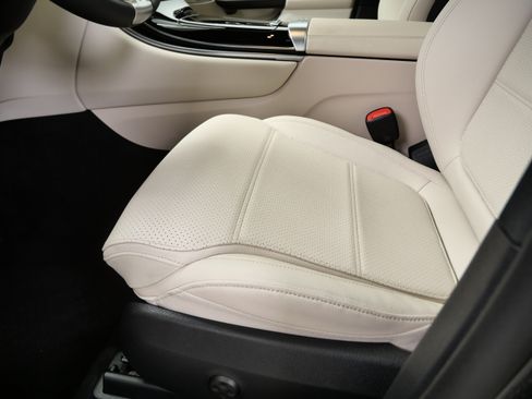 Certified 2026 Mercedes-Benz GLC 300 4MATIC image 18