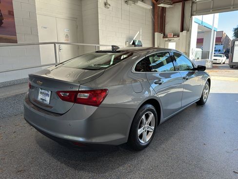 Used 2024 Chevrolet Malibu LT image 4