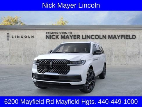 New 2026 Lincoln Navigator Reserve image 2