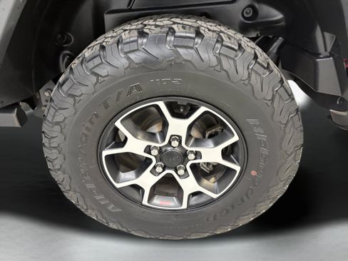 Used 2021 Jeep Wrangler Unlimited Rubicon AWD/4WD image 7