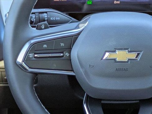 New 2026 Chevrolet Equinox EV LT image 19