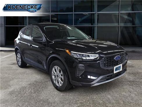 Certified 2025 Ford Escape Active AWD/4WD image 7