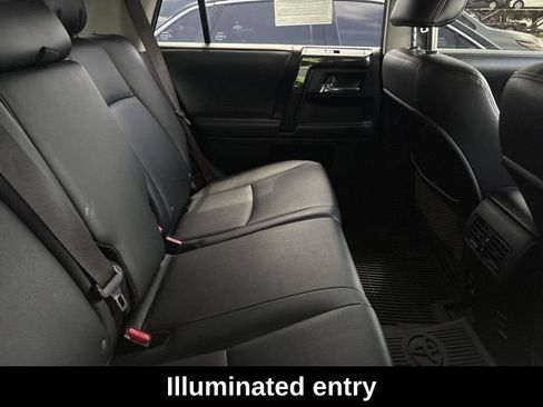 Used 2018 Toyota 4Runner TRD Off-Road Premium AWD/4WD image 8