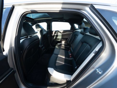 Used 2025 Kia K5 GT-Line w/ GT-Line Premium Package image 23