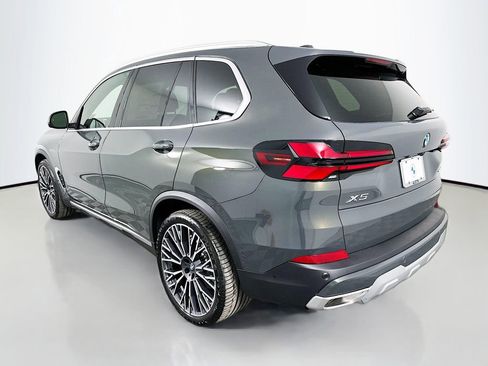 New 2026 BMW X5 xDrive40i w/ Climate Comfort Package image 7