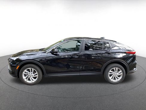 Used 2025 Buick Envista Preferred image 4