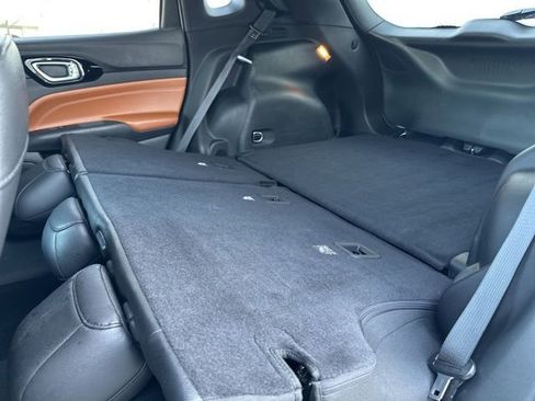 Used 2024 Jeep Compass Limited image 51