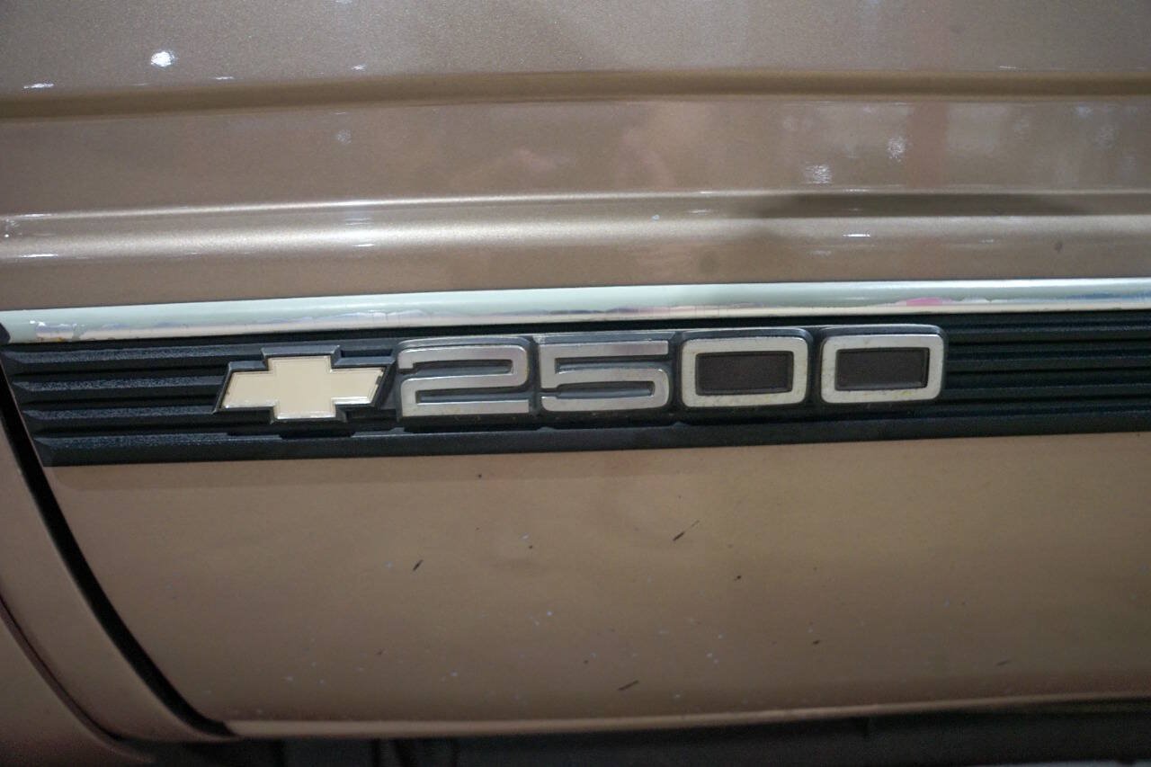 Used 1996 Chevrolet Silverado 2500 4x4 Extended Cab image 22