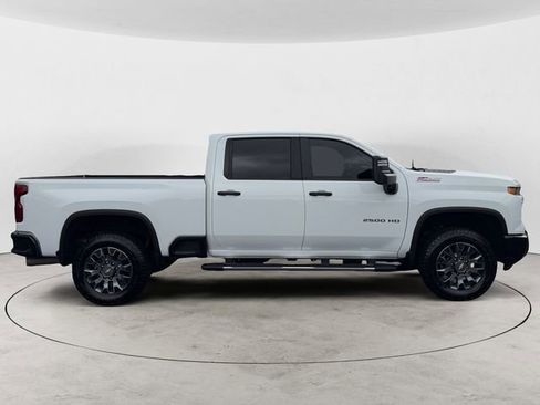 Used 2024 Chevrolet Silverado 2500 Custom w/ Custom Value Package AWD/4WD image 6