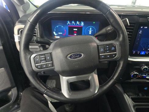 Used 2024 Ford F250 Lariat w/ FX4 Off-Road Package image 11