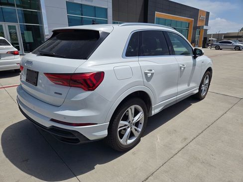 Used 2020 Audi Q3 2.0T Premium w/ Convenience Package image 4