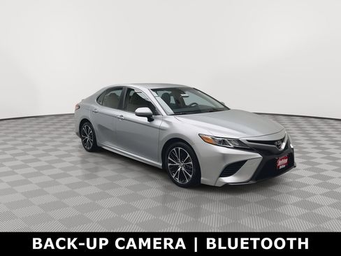 Used 2018 Toyota Camry SE image 26