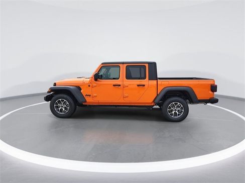 New 2025 Jeep Gladiator Sport image 5