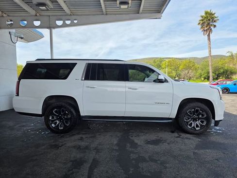 Used 2018 GMC Yukon XL SLT w/ Open Road Package AWD/4WD image 8