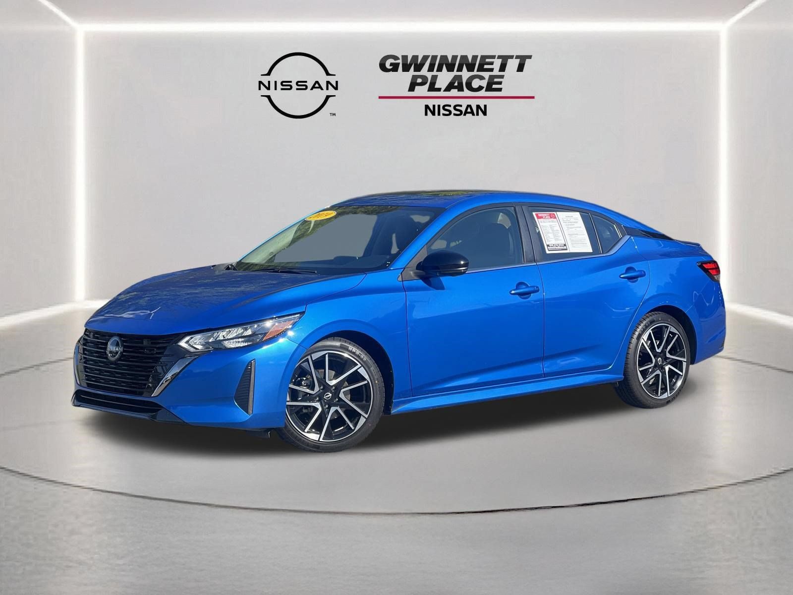 Used 2025 Nissan Sentra SR w/ SR Premium Package FWD image 1