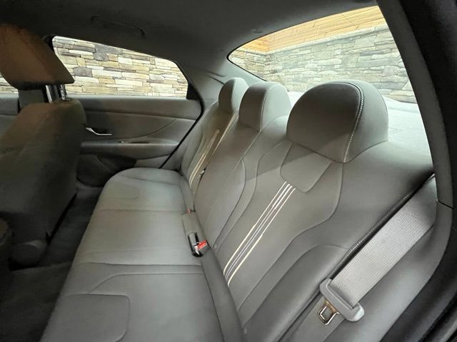 Certified 2023 Hyundai Elantra Blue FWD image 30