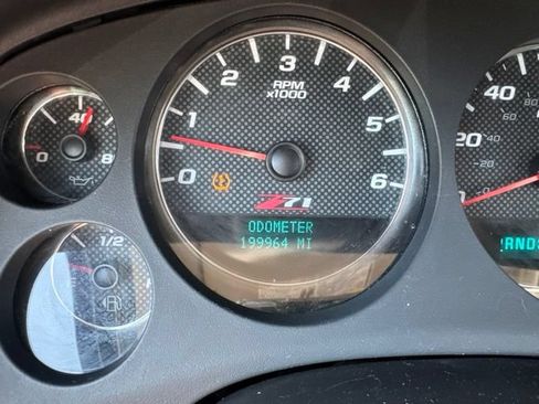Used 2007 Chevrolet Avalanche LT w/ LT Preferred Equipment Group AWD/4WD image 14