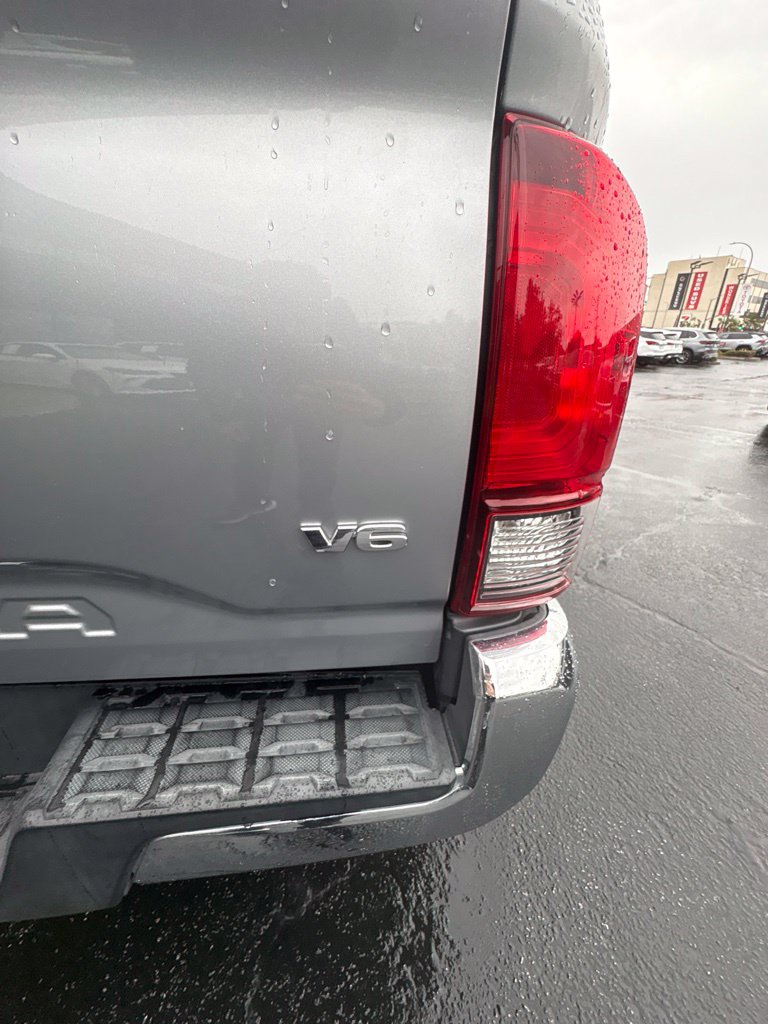 Used 2019 Toyota Tacoma SR5 RWD image 20