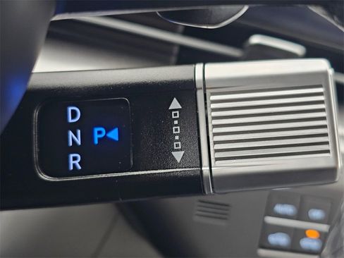 Used 2025 Hyundai Kona SEL image 22