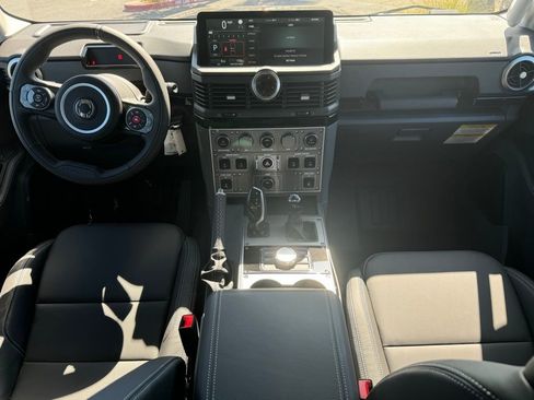 New 2025 INEOS Grenadier Fieldmaster Edition image 6