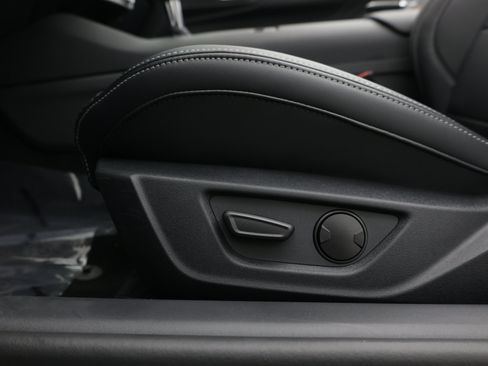 Used 2026 Ford Mustang Premium RWD image 22
