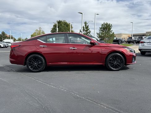 New 2025 Nissan Altima 2.5 SV w/ SV Special Edition Package image 2