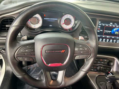 Used 2019 Dodge Challenger R/T w/ T/A Package image 11