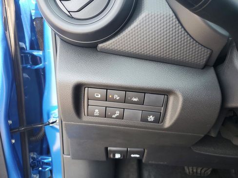 New 2025 Nissan Kicks Play S image 21