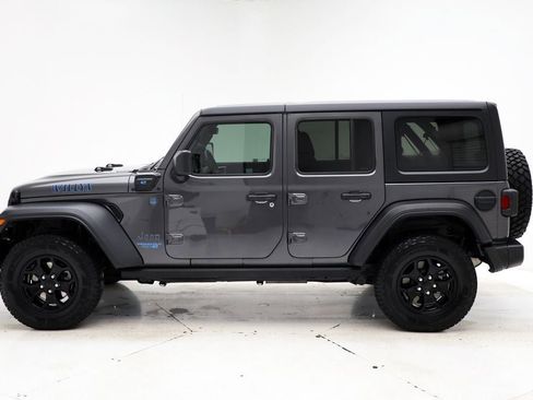 Used 2023 Jeep Wrangler Unlimited w/ Cold Weather Group image 5