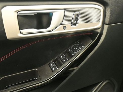 Used 2023 Ford Explorer ST-Line w/ Class IV Trailer Tow Package image 13