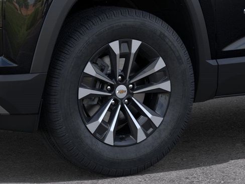 New 2026 Chevrolet Equinox LT w/ Convenience Package II image 9