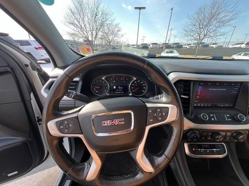 Used 2020 GMC Acadia SLT w/ Premium Package image 45